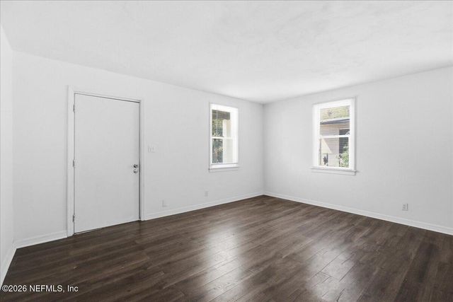 2205 COMMONWEALTH Avenue, Jacksonville, FL 32209