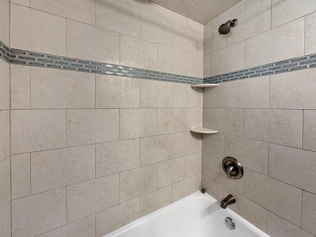 2401 Lincoln ROAD, Kenosha, WI 53143