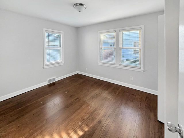2401 Lincoln ROAD, Kenosha, WI 53143