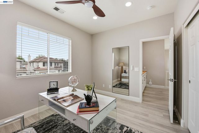 234 Bridgewater Rd, Hayward, CA 94544