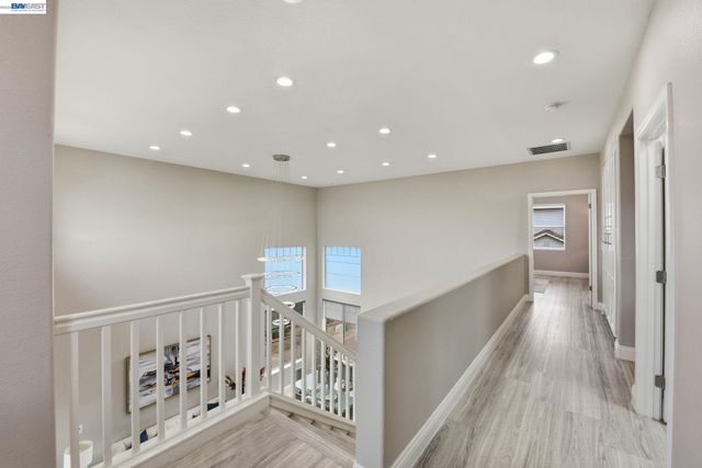 234 Bridgewater Rd, Hayward, CA 94544