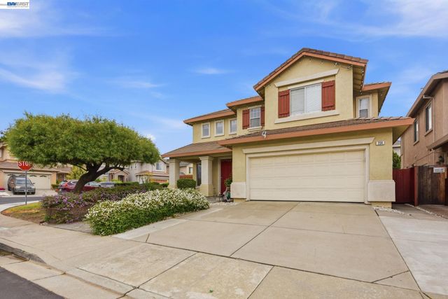 234 Bridgewater Rd, Hayward, CA 94544