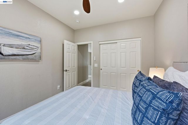 234 Bridgewater Rd, Hayward, CA 94544