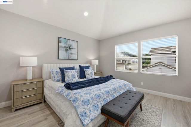 234 Bridgewater Rd, Hayward, CA 94544