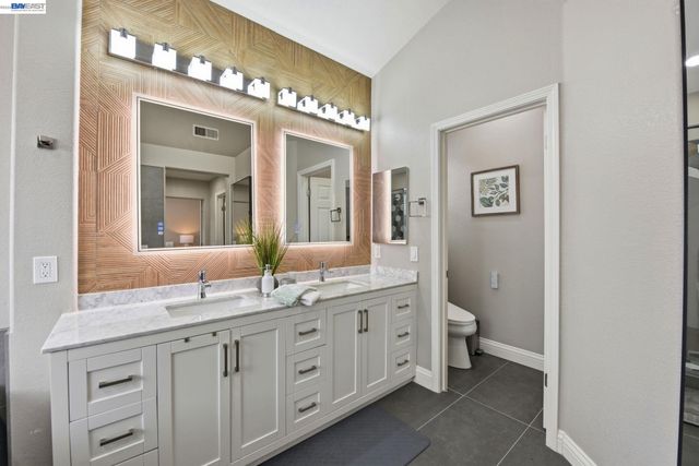 234 Bridgewater Rd, Hayward, CA 94544