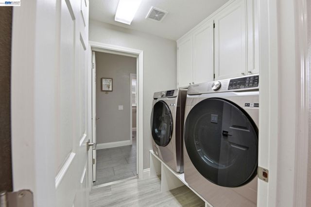 234 Bridgewater Rd, Hayward, CA 94544