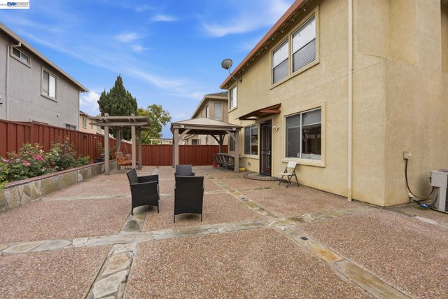 234 Bridgewater Rd, Hayward, CA 94544