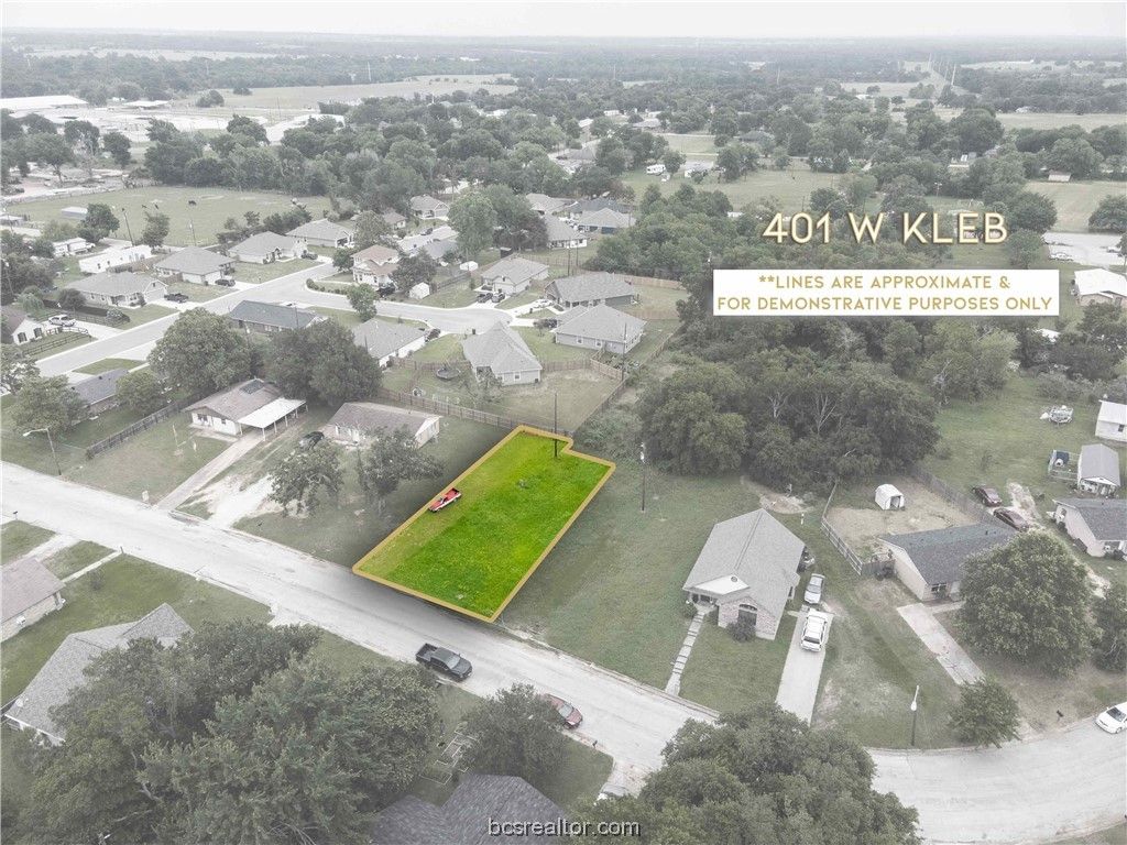 401 West Kleb, Caldwell, TX 77836 — exterior