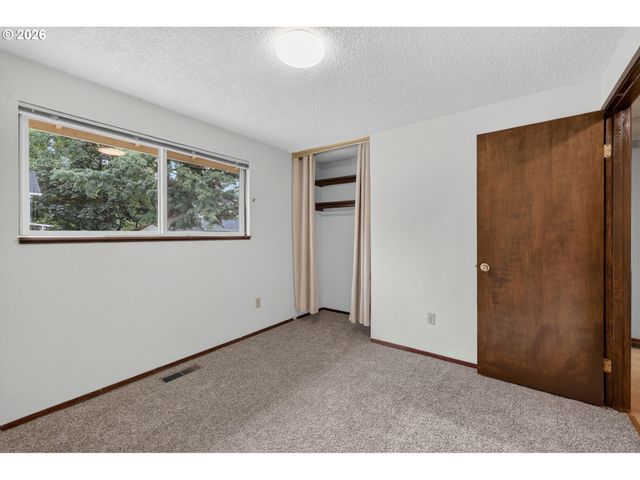 5615 Se 97TH Ave, Portland, OR 97266