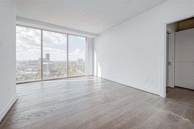 1711 Allen Parkway 1703, Houston, TX 77019