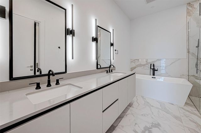 1711 Allen Parkway 1703, Houston, TX 77019