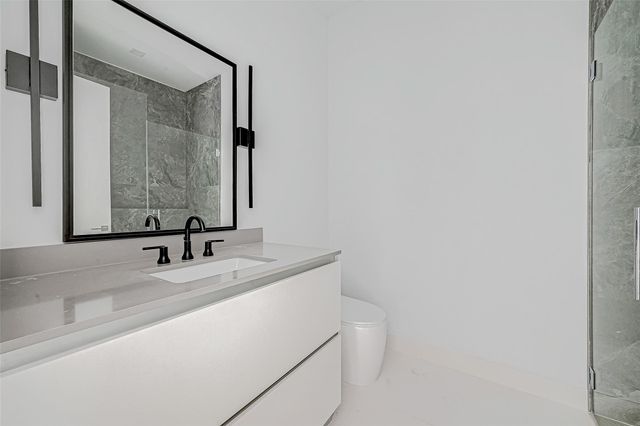 1711 Allen Parkway 1703, Houston, TX 77019