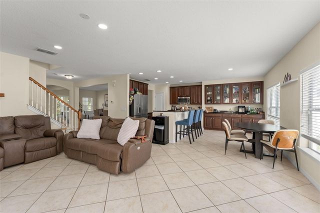 10507 CABBAGE TREE LOOP, Orlando, FL 32825