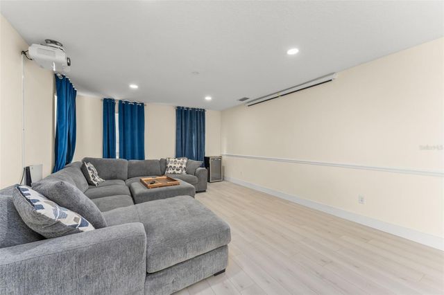 10507 CABBAGE TREE LOOP, Orlando, FL 32825