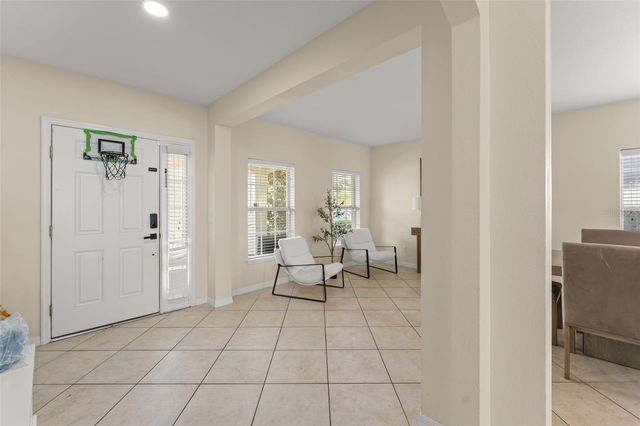 10507 CABBAGE TREE LOOP, Orlando, FL 32825