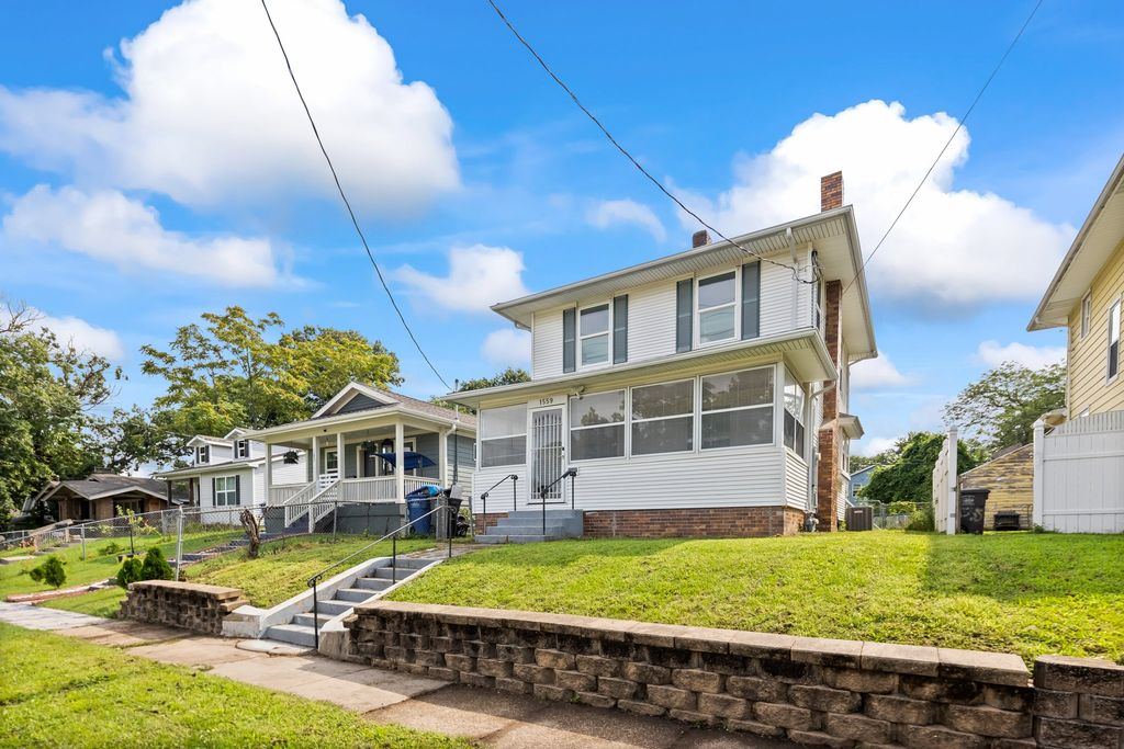 1559 23rd Street, Des Moines, IA 50311