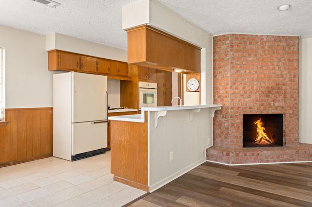 119 Ravenhead Drive, Houston, TX 77034