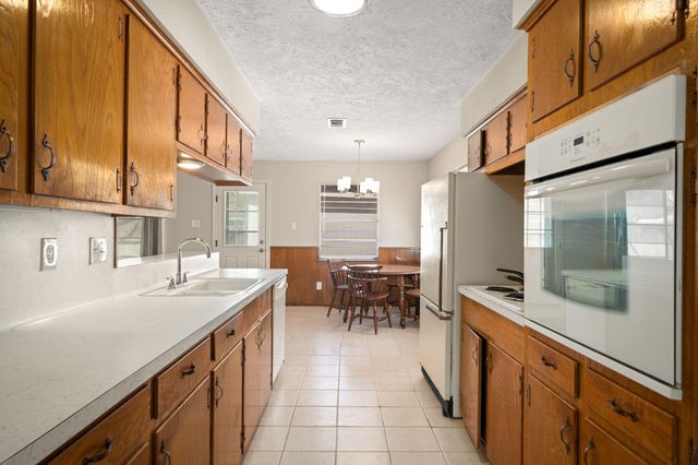 119 Ravenhead Drive, Houston, TX 77034