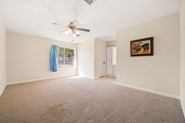 119 Ravenhead Drive, Houston, TX 77034