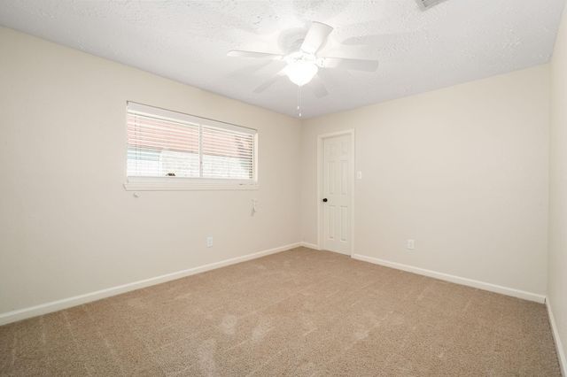 119 Ravenhead Drive, Houston, TX 77034