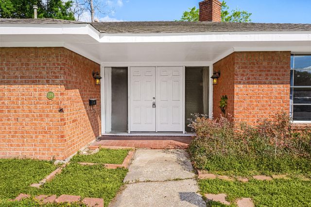 119 Ravenhead Drive, Houston, TX 77034