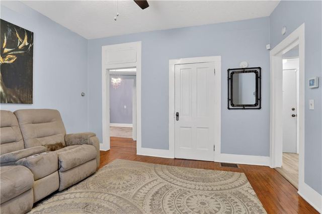 400 S Missouri Street, Liberty, MO 64068