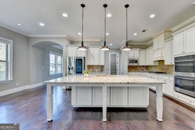 6050 Gallop Court, Suwanee, GA 30024