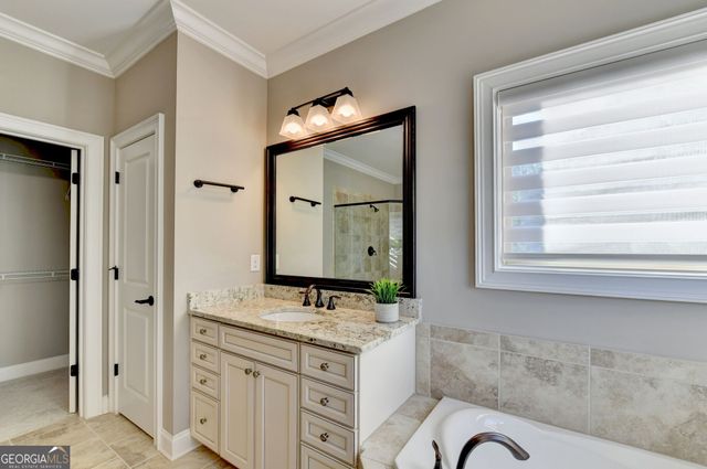 6050 Gallop Court, Suwanee, GA 30024
