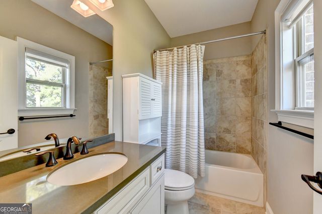 6050 Gallop Court, Suwanee, GA 30024