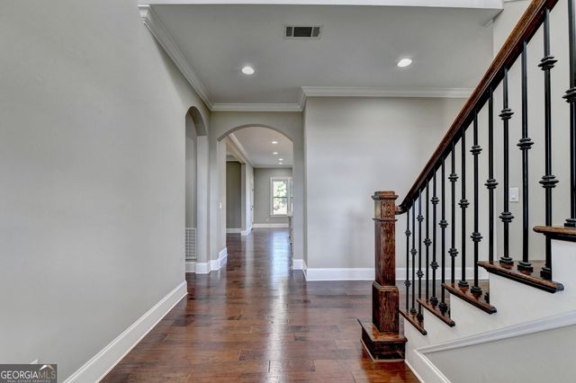 6050 Gallop Court, Suwanee, GA 30024