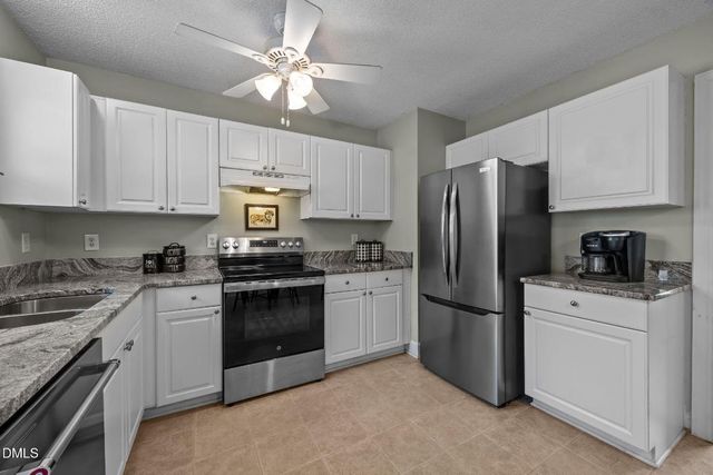 80 Spencers Gate Drive, Youngsville, NC 27596