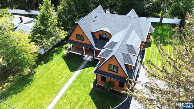 803 Marshall Road, River Vale, NJ 07675