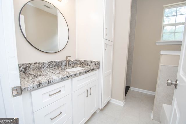 103 Collier Street, Hogansville, GA 30230