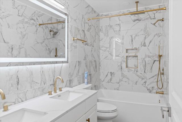 2205 Daniel Island Drive, Charleston, SC 29492