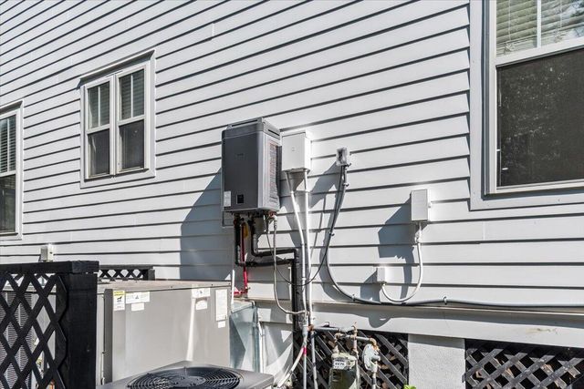 2205 Daniel Island Drive, Charleston, SC 29492