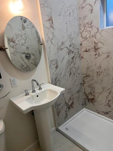 716-718 W Division Street, Springfield, MO 65803