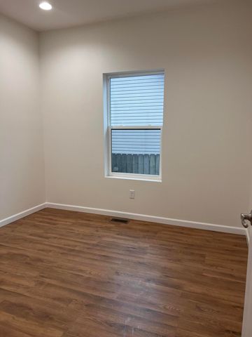 716-718 W Division Street, Springfield, MO 65803