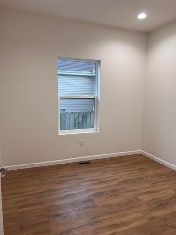 716-718 W Division Street, Springfield, MO 65803