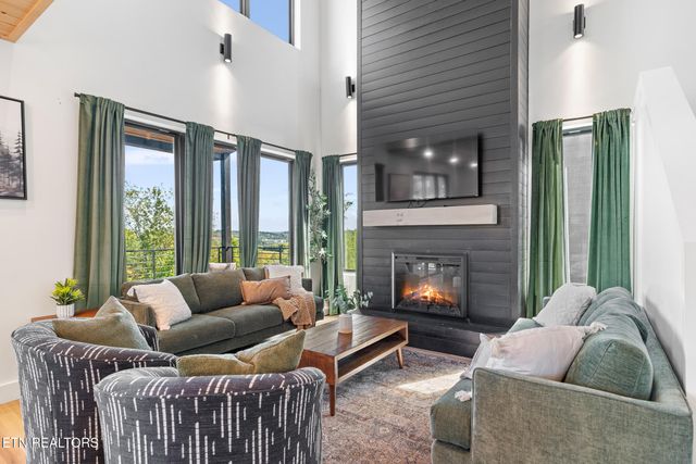 519 New Venture Way, Sevierville, TN 37876