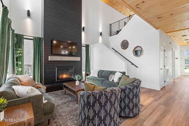 519 New Venture Way, Sevierville, TN 37876