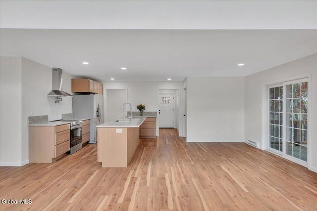 399 Snyders Corner Road, Poestenkill, NY 12018