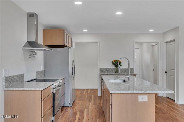 399 Snyders Corner Road, Poestenkill, NY 12018