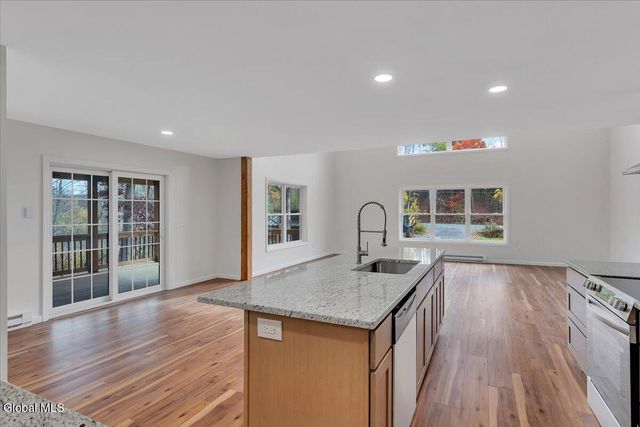 399 Snyders Corner Road, Poestenkill, NY 12018