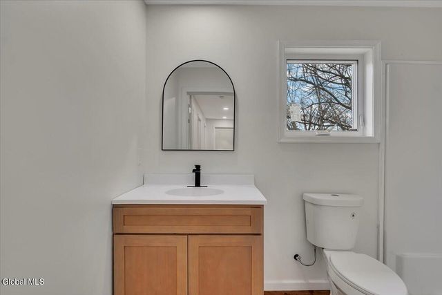 399 Snyders Corner Road, Poestenkill, NY 12018