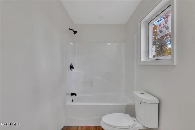 399 Snyders Corner Road, Poestenkill, NY 12018