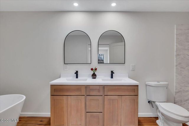 399 Snyders Corner Road, Poestenkill, NY 12018