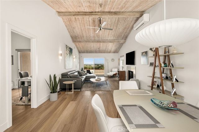 2175 Pacific Avenue D6, Costa Mesa, CA 92627