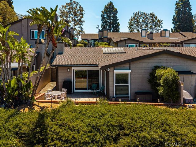 2175 Pacific Avenue D6, Costa Mesa, CA 92627