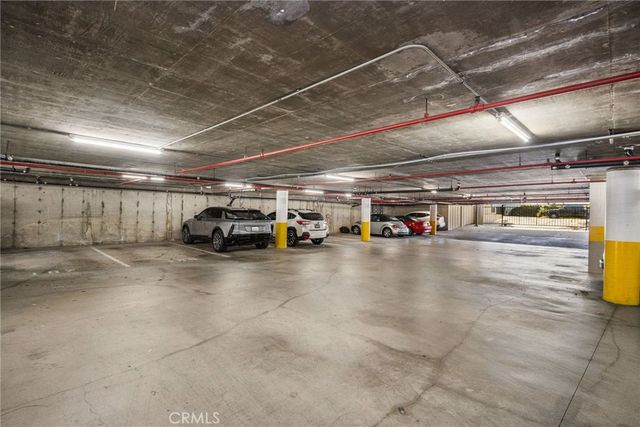 2175 Pacific Avenue D6, Costa Mesa, CA 92627