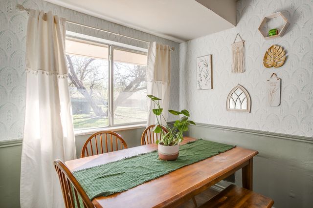 540 Mound Street, Burleson, TX 76028